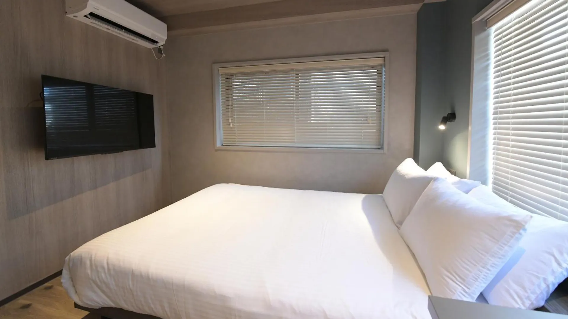 Rakuna Inn 晴 Kinshi2 Tokyo
